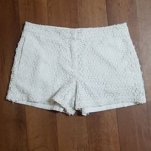 ❤Joe Fresh White Flowers Shorts.